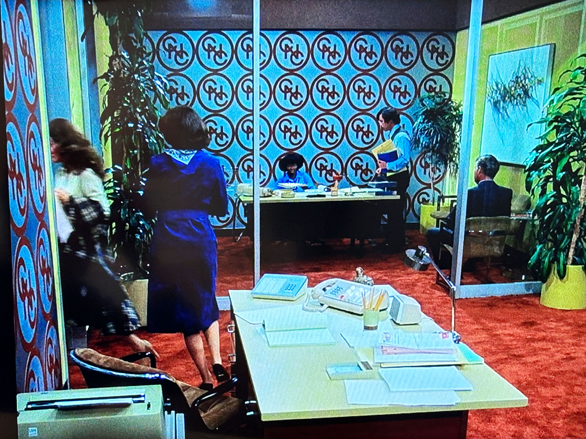 「指輪の爪あと」のブリマー探偵事務所